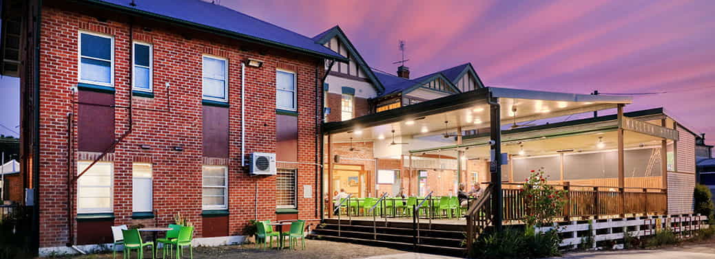 Maclean Hotel